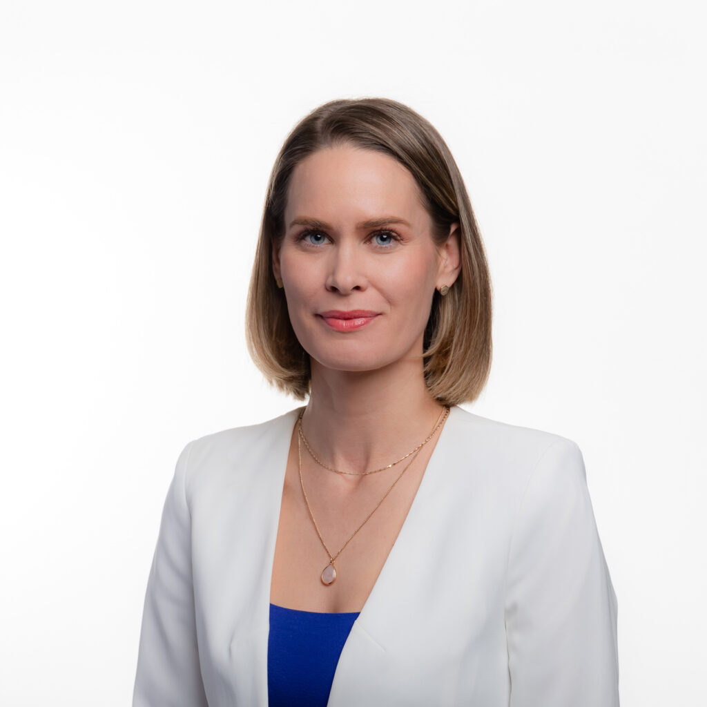 headshot of IAA executive officer and company secretary Kitty Hibble